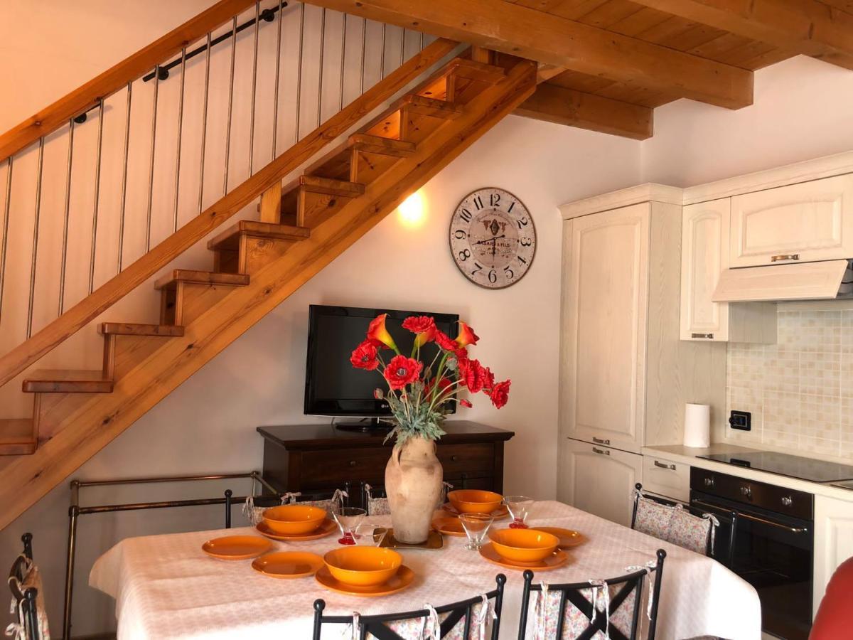 La Villetta In Residence Con Piscina E Vista Lago Parzanica Zewnętrze zdjęcie